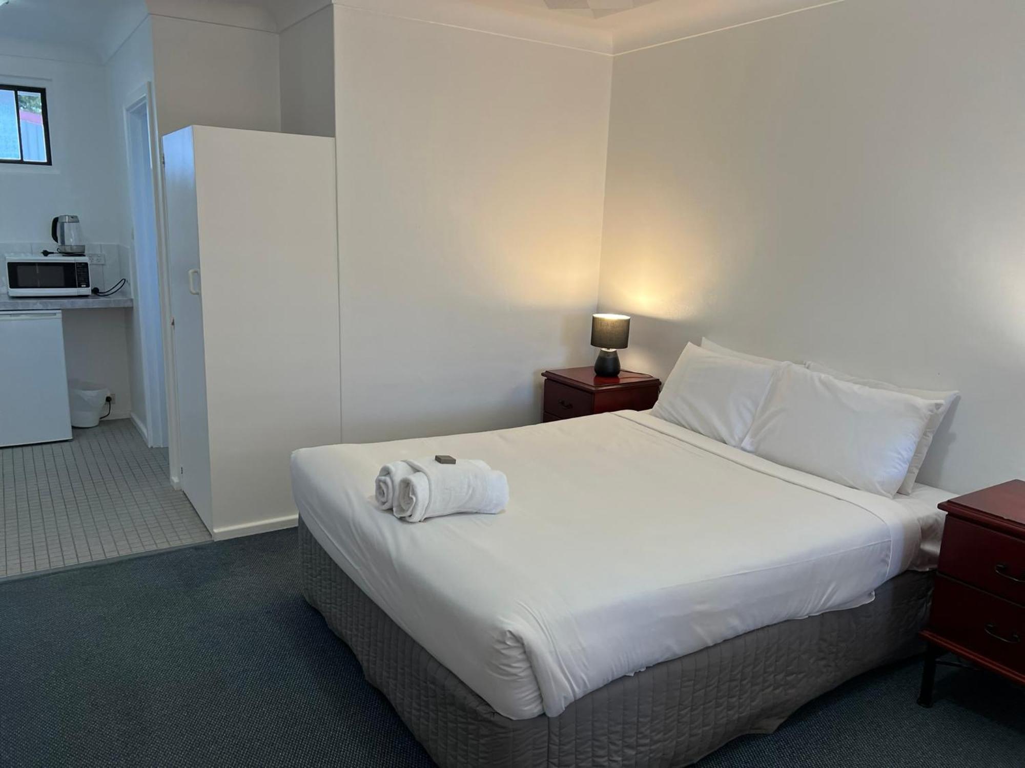 פרמברטון Karri Forest Motel מראה חיצוני תמונה
