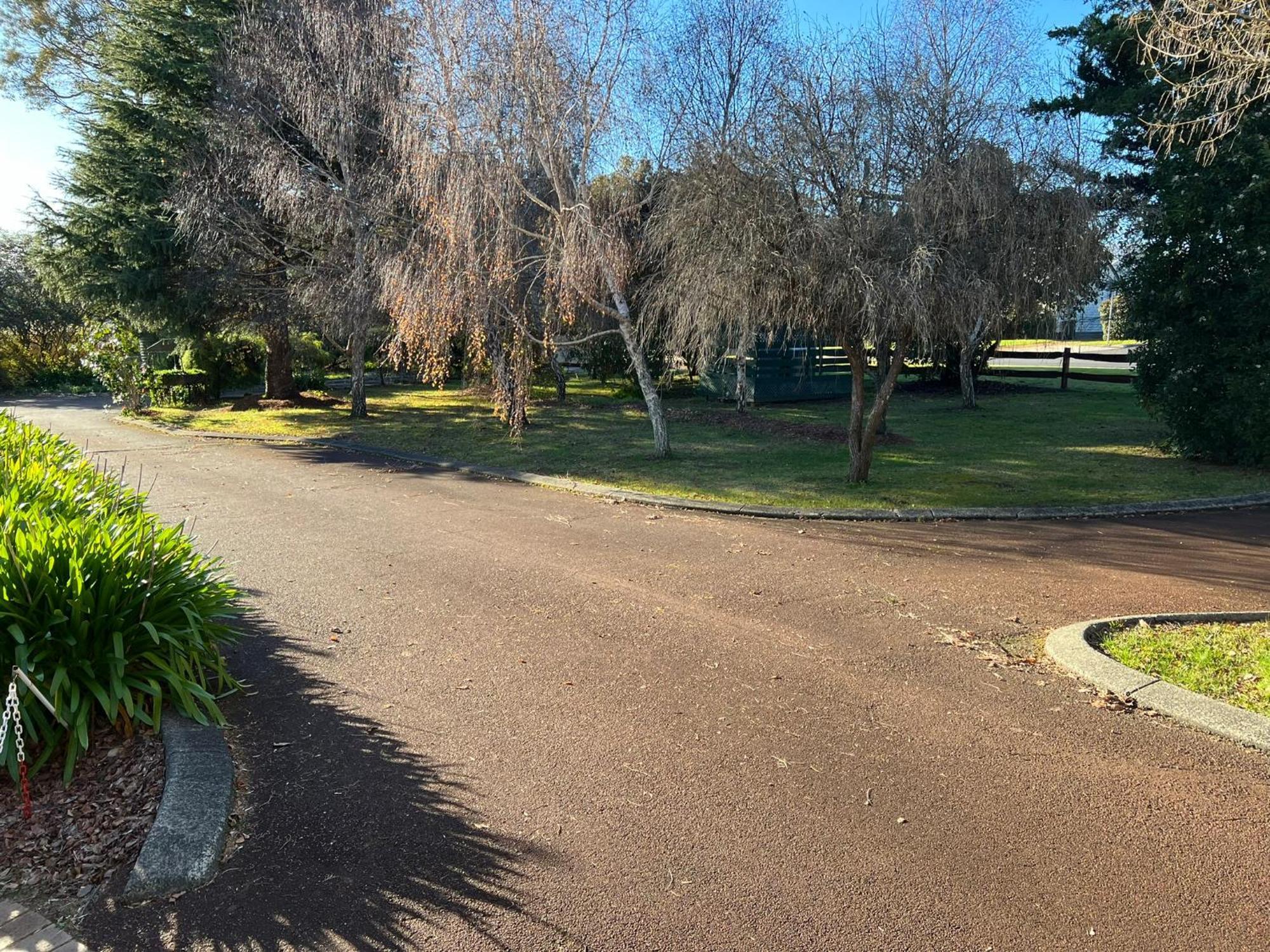פרמברטון Karri Forest Motel מראה חיצוני תמונה